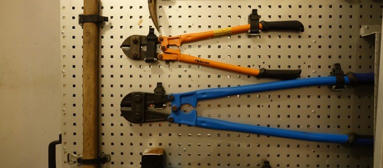 Podręczny sprzęt burzący